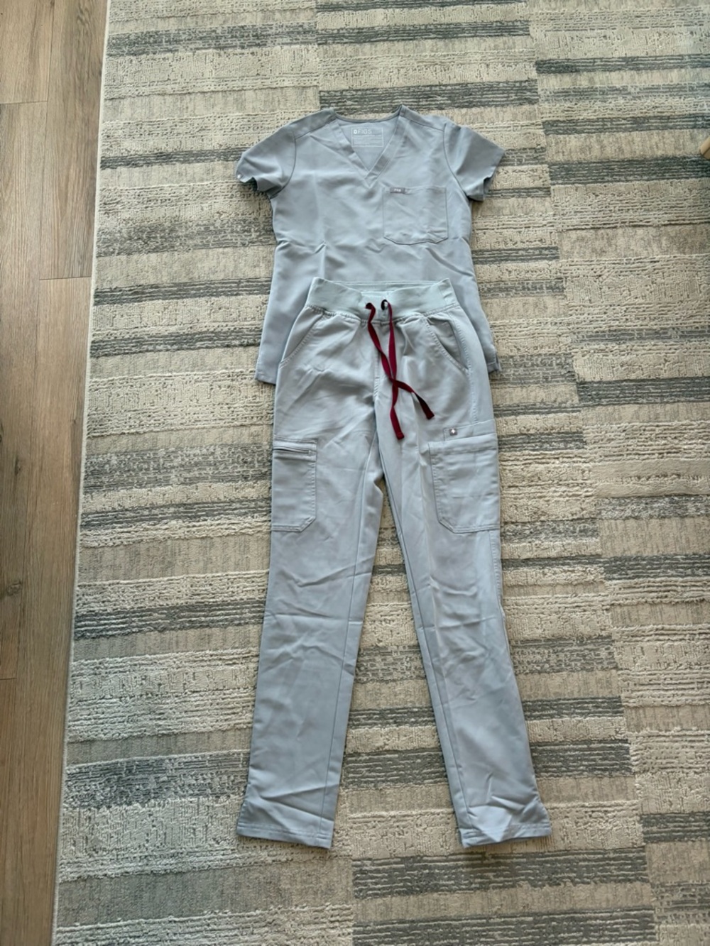 Figs Women's Light Gray Straight Leg Scrub Pants with Burgundy Drawstring